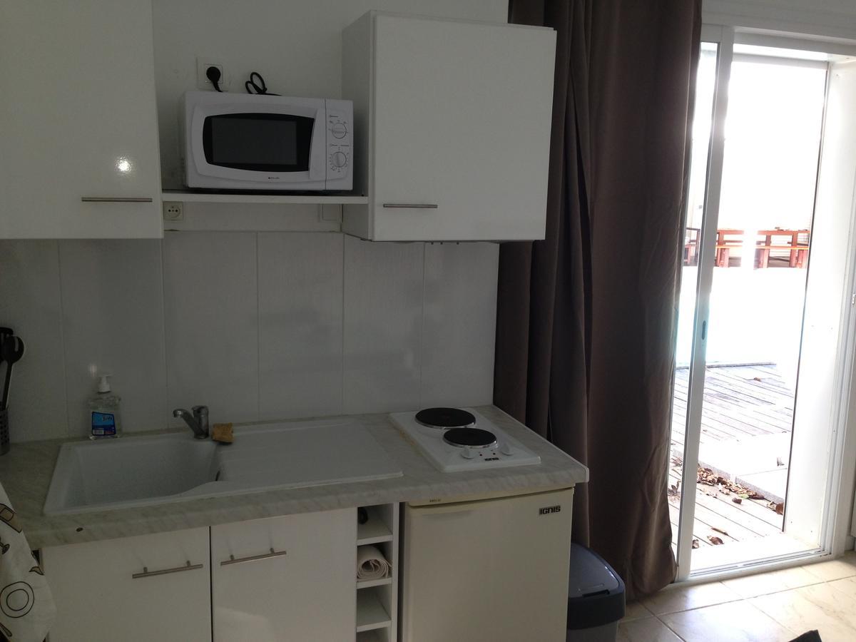 Location Dampierre Apartment เลอโกซิเยร์ ภายนอก รูปภาพ